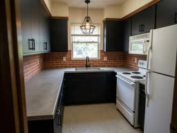 Sample kitchen remodeled in Industrial style