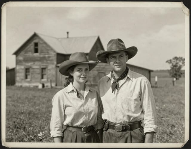 AI Photo restoration