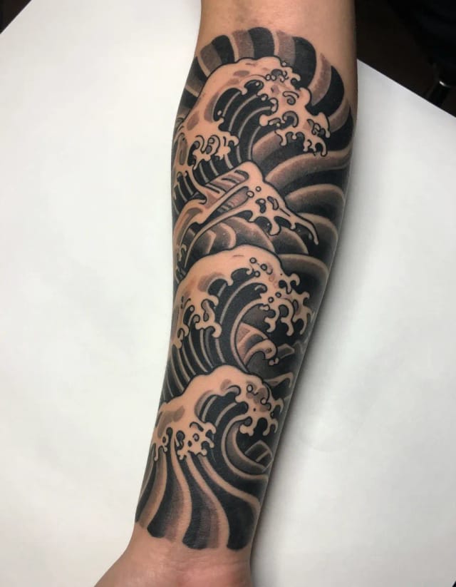 Japanese wave sleeve concept
